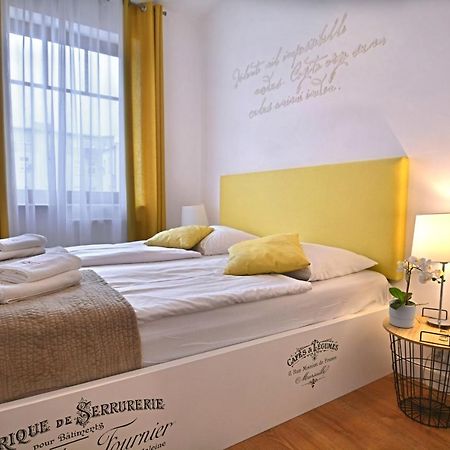 Sunset Apartments - Holdu Pruskiego - Garaz 斯维诺乌伊希切 外观 照片