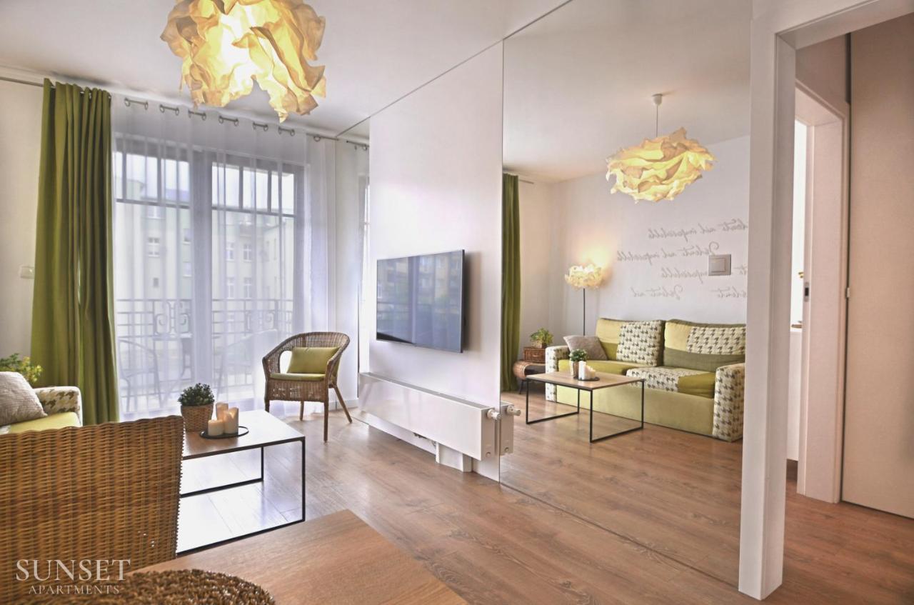 Sunset Apartments - Holdu Pruskiego - Garaz 斯维诺乌伊希切 外观 照片
